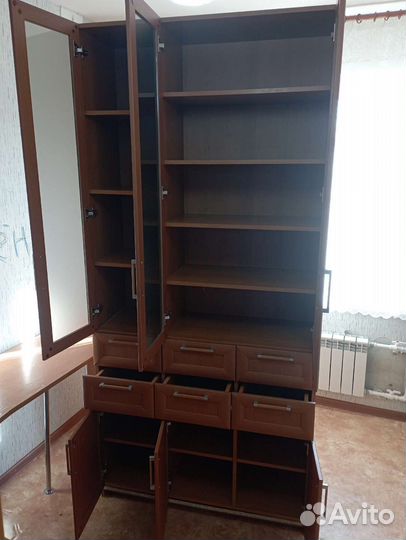 Шкаф сервант