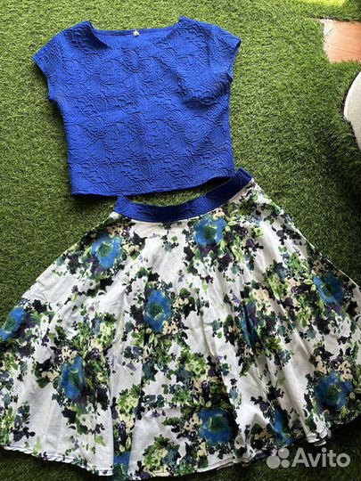 Отдам бесплатно женские вещи 42-44