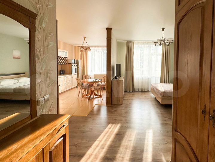 Квартира-студия, 42 м², 5/8 эт.