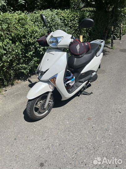 Honda lead 110
