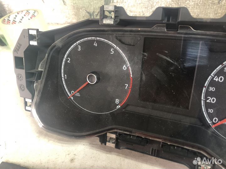 Панель приборов Volkswagen Polo 6