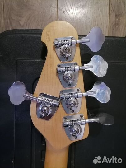 Yamaha 5 струнная бас гитара