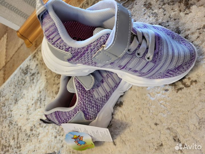 Кроссовки текстильные