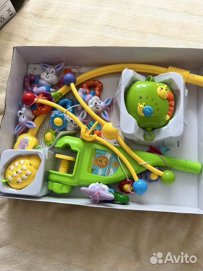 Музыкальная карусель на кроватку мобиль