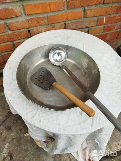 Большая сковорода.жаровня. нержавейка