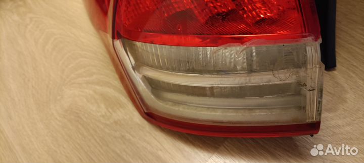 Фонарь задний левый внешний Форд Куга 2
