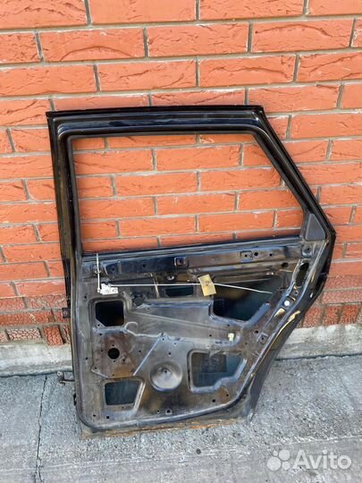 Задняя правая дверь LADA Priora, 2110, 2112