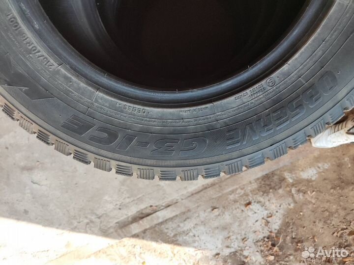 Toyo Observe G3-Ice 215/70 R16 100T