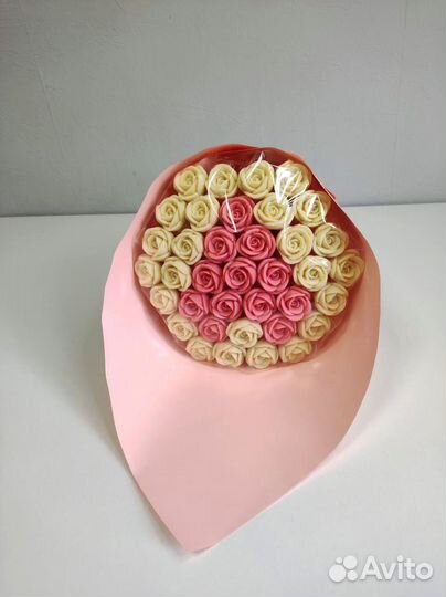 Розы из Белого Шоколада - 37 шт в Букете