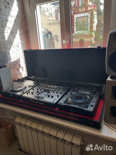 Pioneer CDJ2000, DJM2000