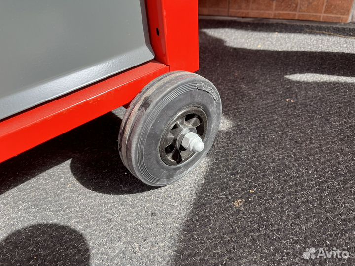 Инструментальная тележка wurth