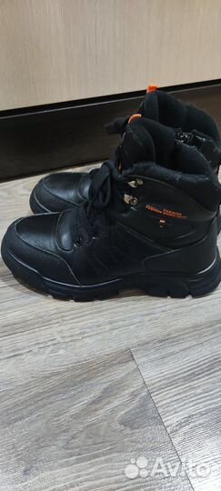 Зимние ботинки