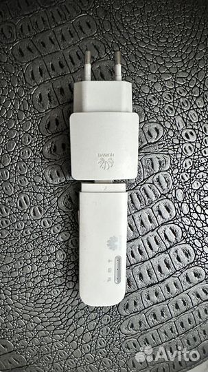 Продам 4G модем Huawei E8372