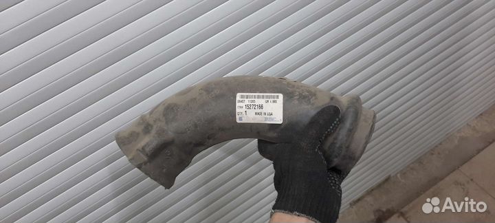 Воздуховод пер. П. Cadillac Cts 2/2009