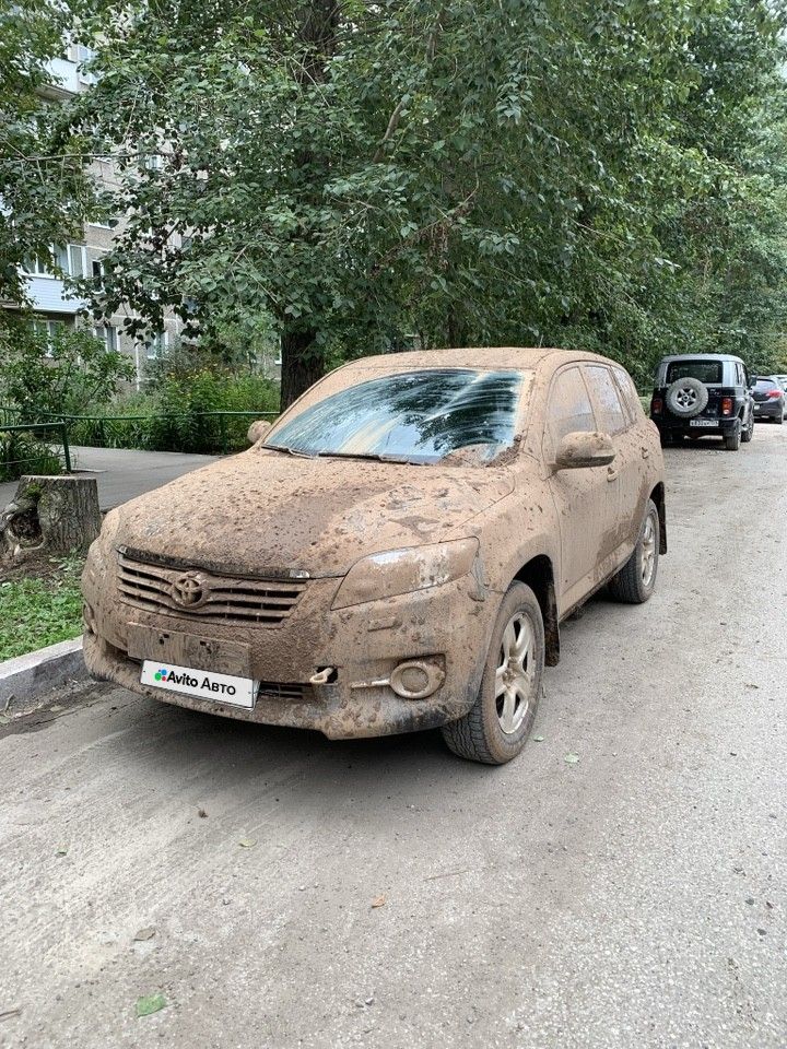 Toyota RAV4: фото владельца