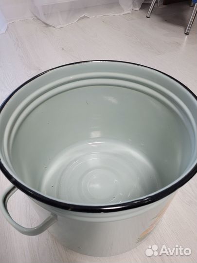 Эмалированная Кастрюля, Бак