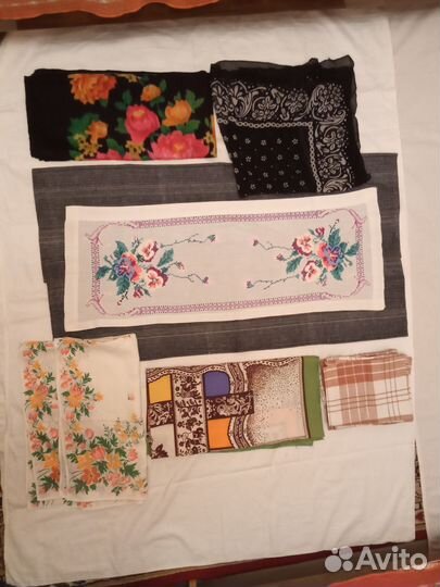 Косынки, платочки, платки новые