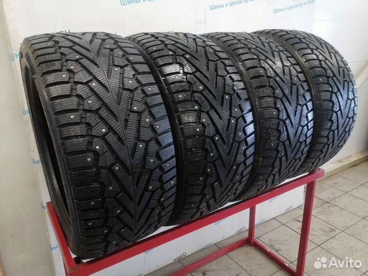 Pirelli Ice Zero 2 295/40 R21