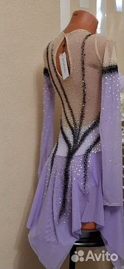 Новое платье для выступлений по фигурному катанию