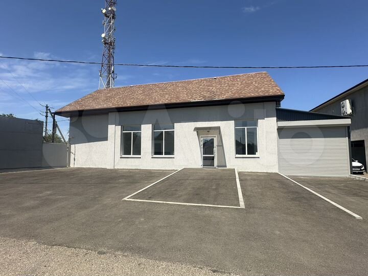 Торговое помещение 328 м²,2 этажа+ з/у 5 сот