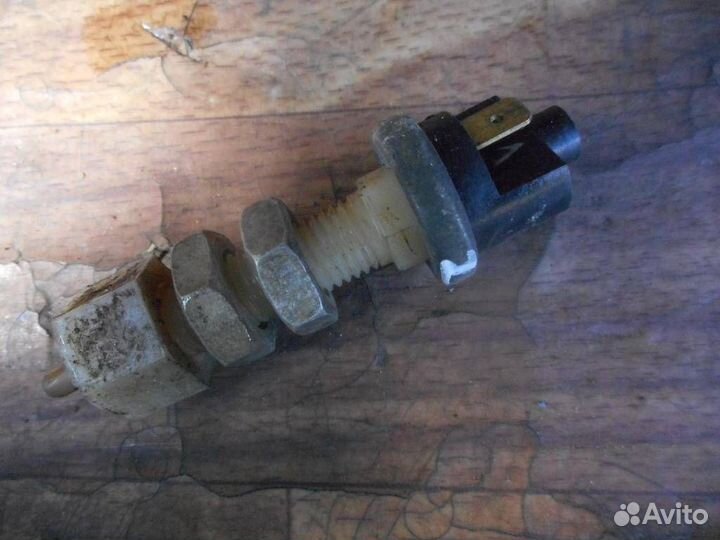 Датчик включения стоп-сигнала ваз 2115