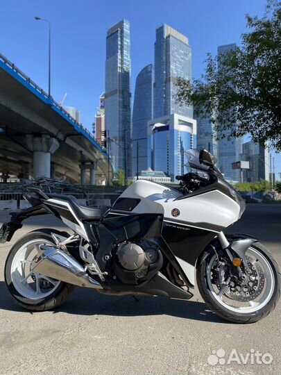 Honda VFR1200F