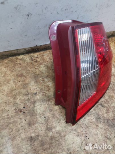 Стоп-сигнал задний правый Hyundai Getz хетчбек 3
