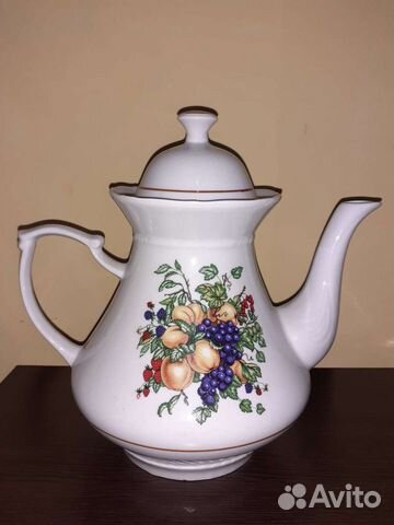 Чайник. Фарфор. ссср. 60-70 гг
