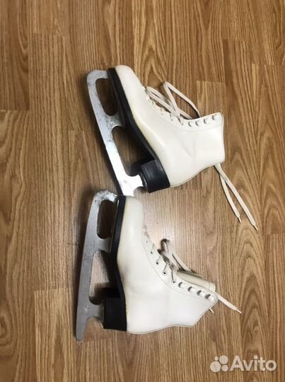 Коньки, 35 размер, стелька 22 см