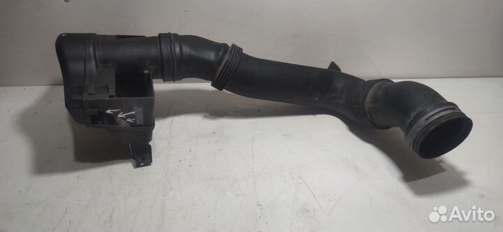 Резонатор воздушного фильтра Skoda Octavia A5