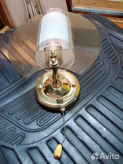 Настенный светильник бра