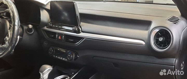 Навигационная мультимедийная система Cerato BD