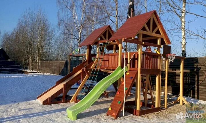 Детская площадка с заливной горкой