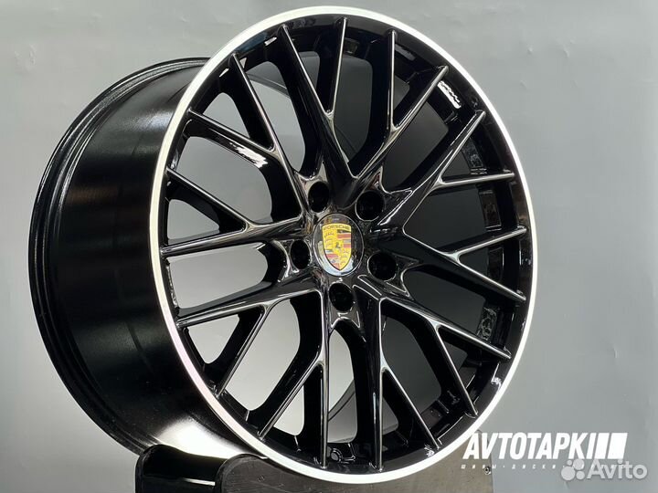 Диски литые R21 на Porsche Pamamera