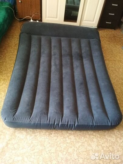 Надувной матрас Intex