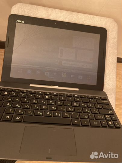 Asus K014 (треснул экран) на работе не сказывается