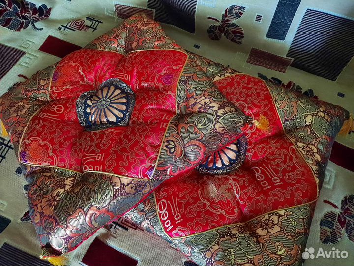 Диванные подушки