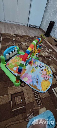 Развивающий коврик