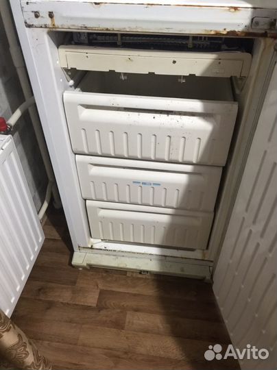 Холодильник стинол в рабочем состоянии
