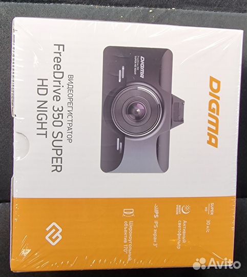 Авторегистратор Digma freedrive 350 super HD
