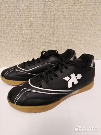 Кроссовки р-р34