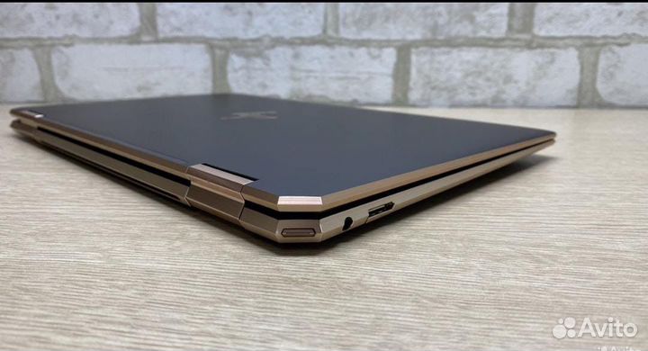 Ноутбук hp spectre x360