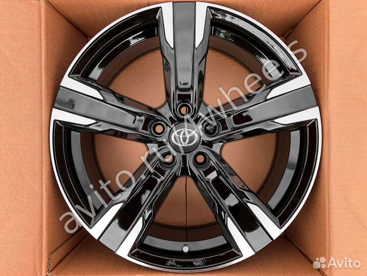 Диски на Тойота Хайлендер R19