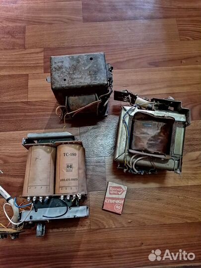 Трансформатор. Микрофон.Запчасти радиолы сириус М