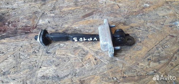 Ограничитель двери задний Opel Mokka 2012-2019