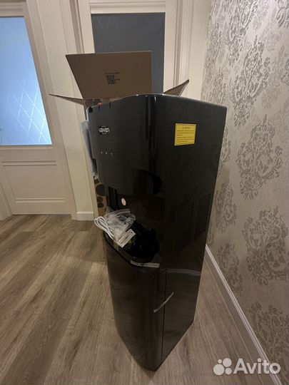 Кулер для воды vatten L45NE новый