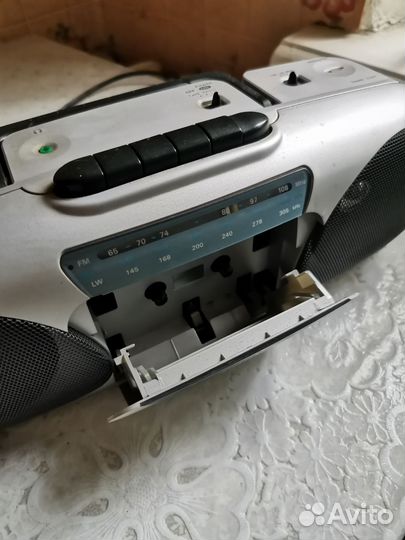 Магнитофон Philips AQ5150