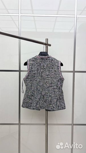Жилет женский Chanel