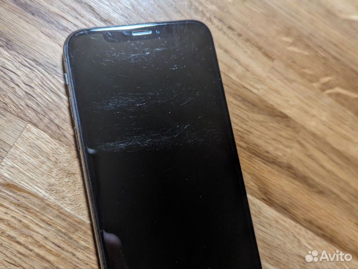 iPhone X, 64 ГБ