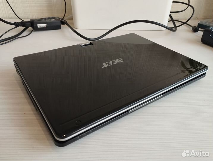Ноутбук-трансформер с тачскрином Acer 1425p